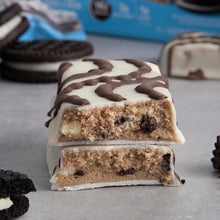 Load image into Gallery viewer, Quest Nutrition Cookies and Cream Protein Bar - open
