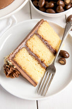 Load image into Gallery viewer, Bazzini - Milk Chocolate Almonds