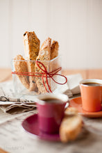Load image into Gallery viewer, Barrie House Ultimate Hazelnut FTO K-Cup Coffee Biscotti