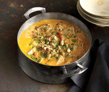 Load image into Gallery viewer, Bazzini Unsalted Jumbo Peanuts soup
