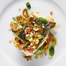 Load image into Gallery viewer, Bazzini Unsalted Jumbo Peanuts sea bass