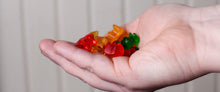 Load image into Gallery viewer, Albanese 12 Flavor Gummi Bears® - pre workout