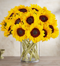 Load image into Gallery viewer, Livingston Sunflower - Lemon Leopold bouquet