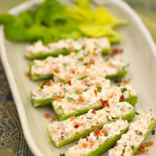 Load image into Gallery viewer, Bonnie Plants Celery with cream cheese