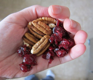 Bazzini - Cranberry Nut Mix
